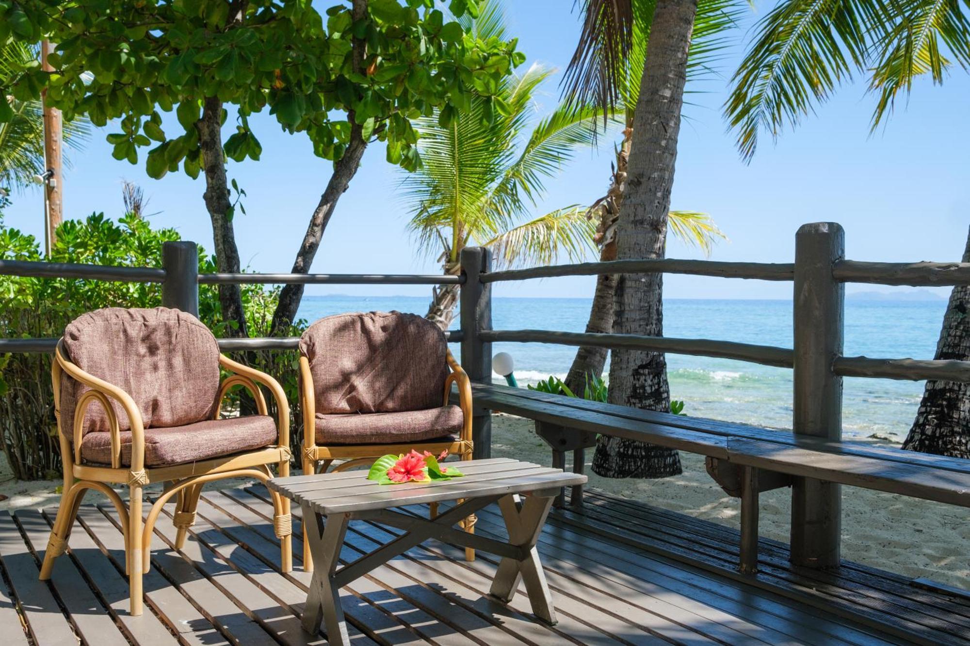 Beachcomber Island Resort Экстерьер фото