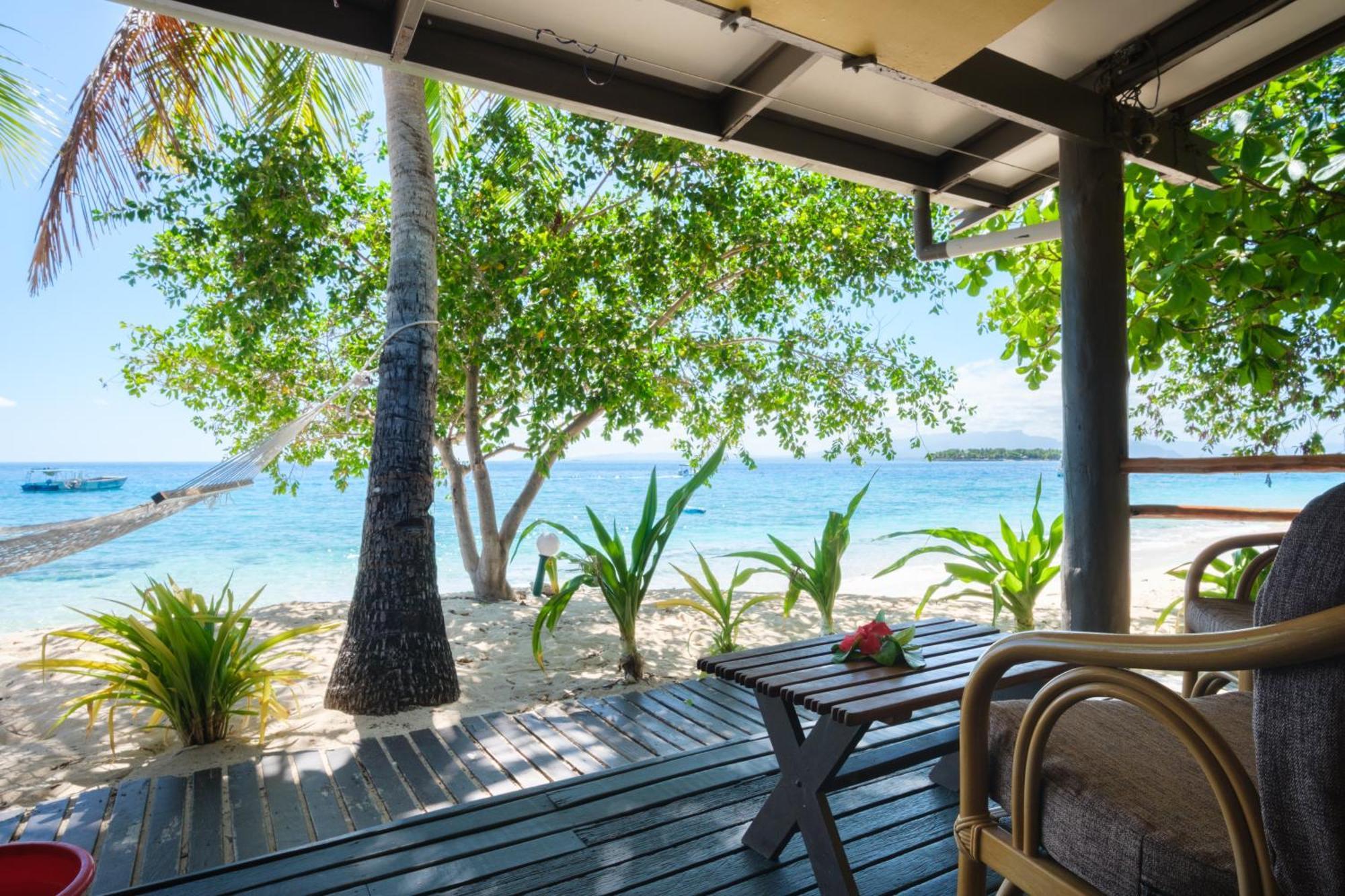 Beachcomber Island Resort Экстерьер фото