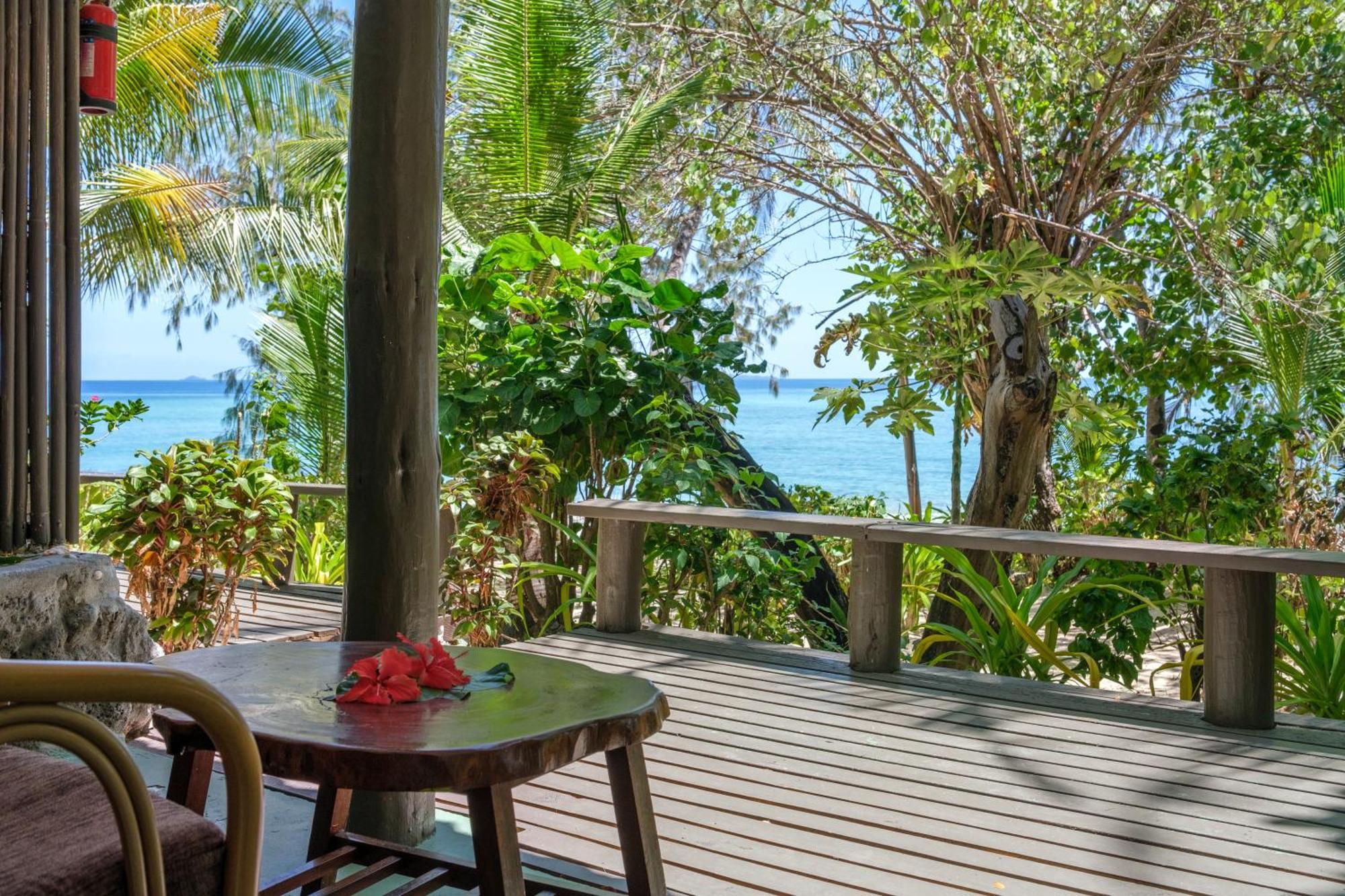 Beachcomber Island Resort Экстерьер фото